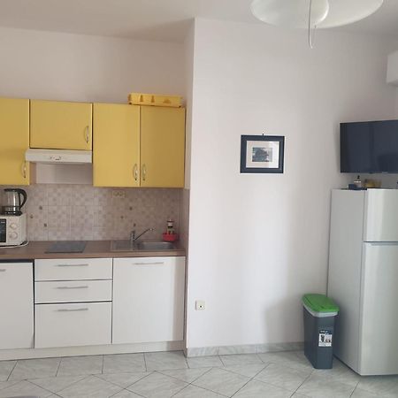 Apartmani Sanja Vrsi Exterior foto