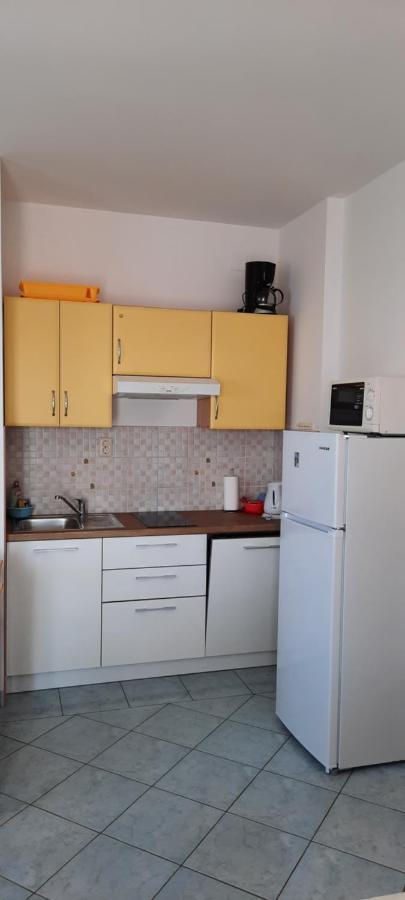 Apartmani Sanja Vrsi Exterior foto