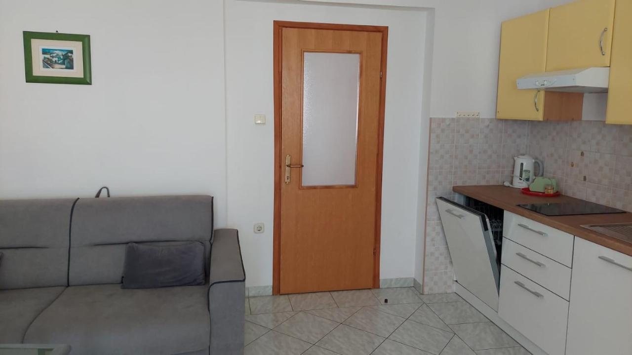 Apartmani Sanja Vrsi Exterior foto